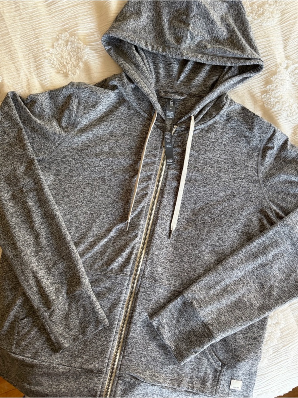 Vuori Halo Performance Hoodie